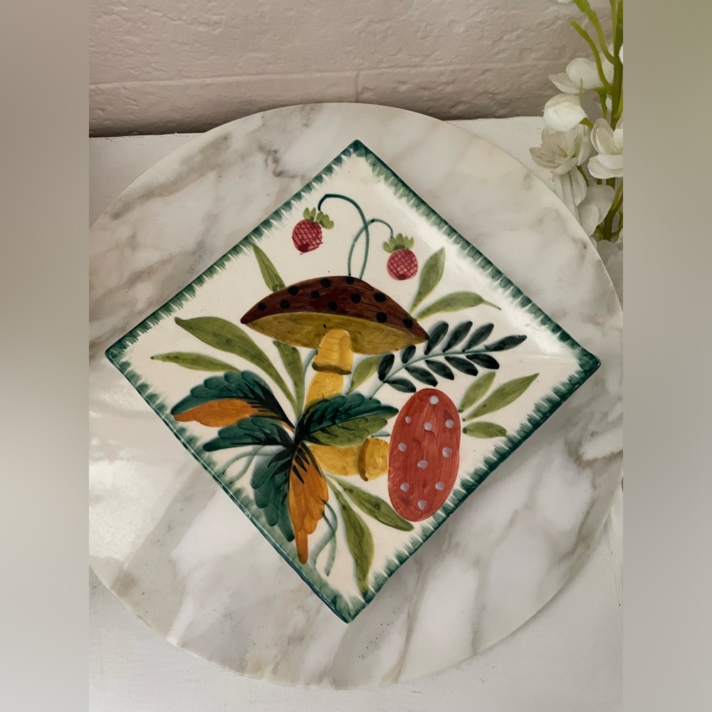 Vintage hand painted mushroom plate